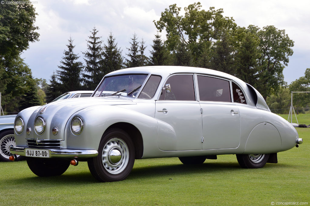 Tatra 87 1936 - 1950 Sedan #1