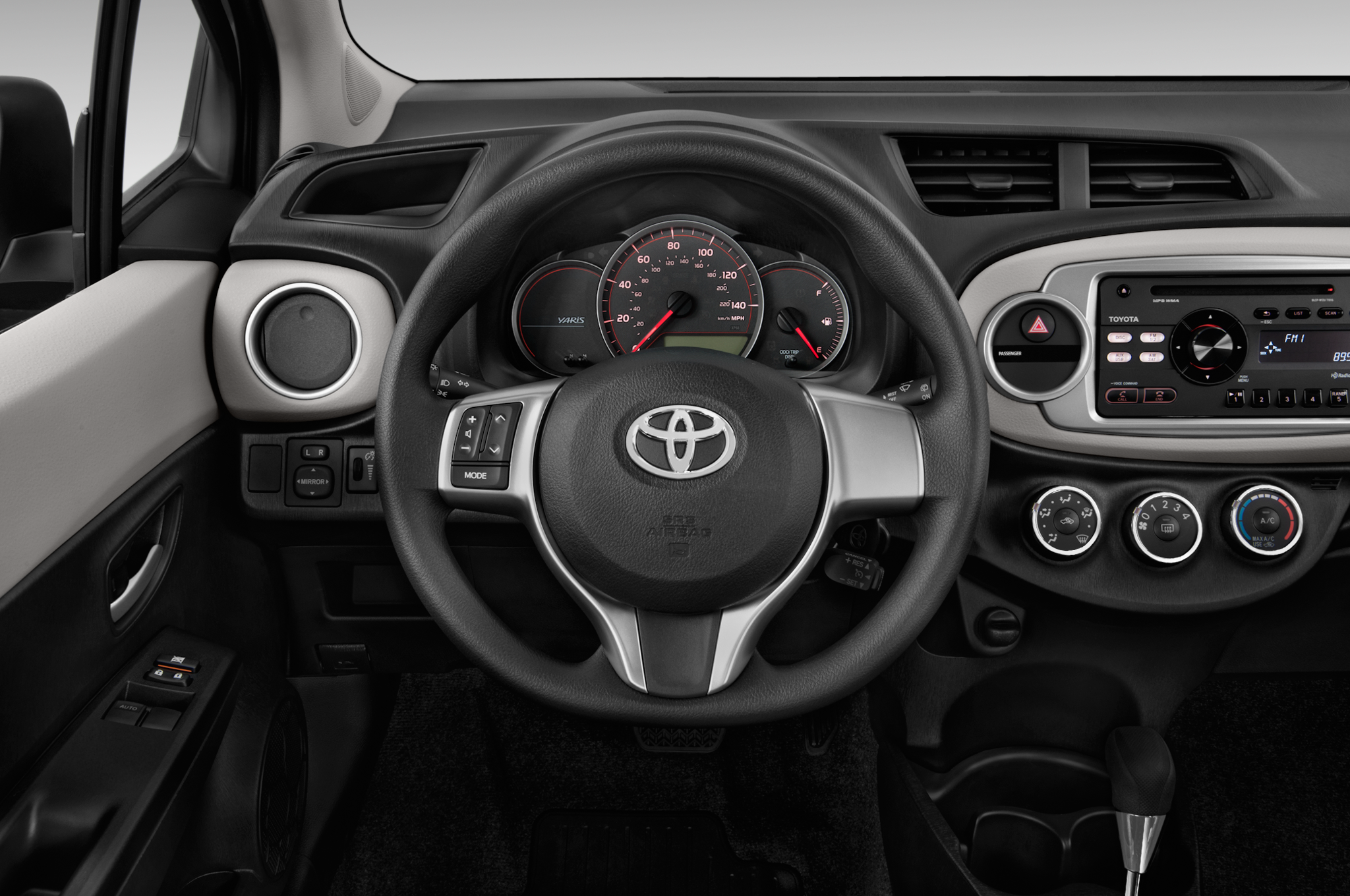 Toyota Yaris III Restyling 2014 - now Hatchback 3 door #6