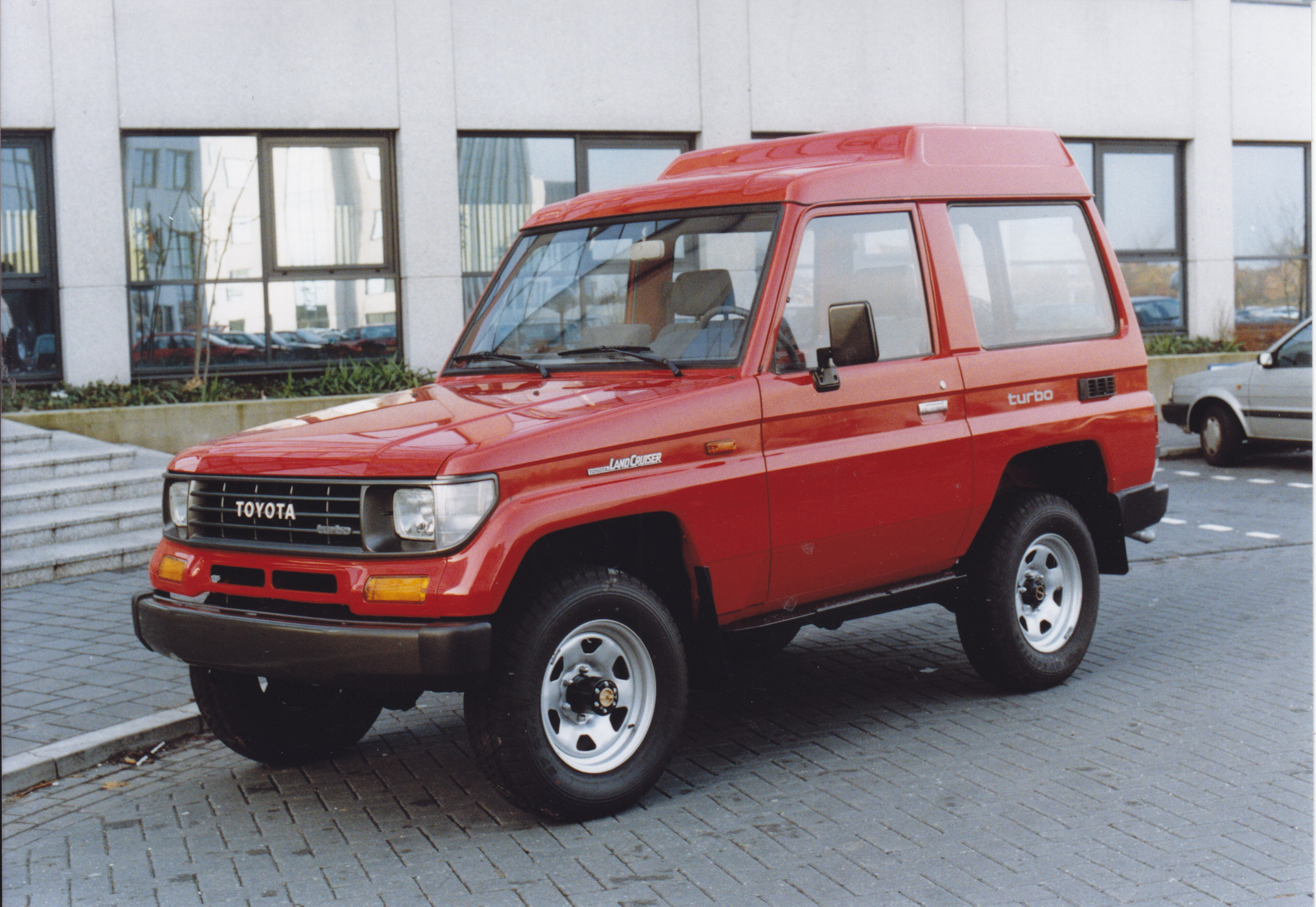 Toyota Blizzard 1984 - 1994 SUV 3 door #2