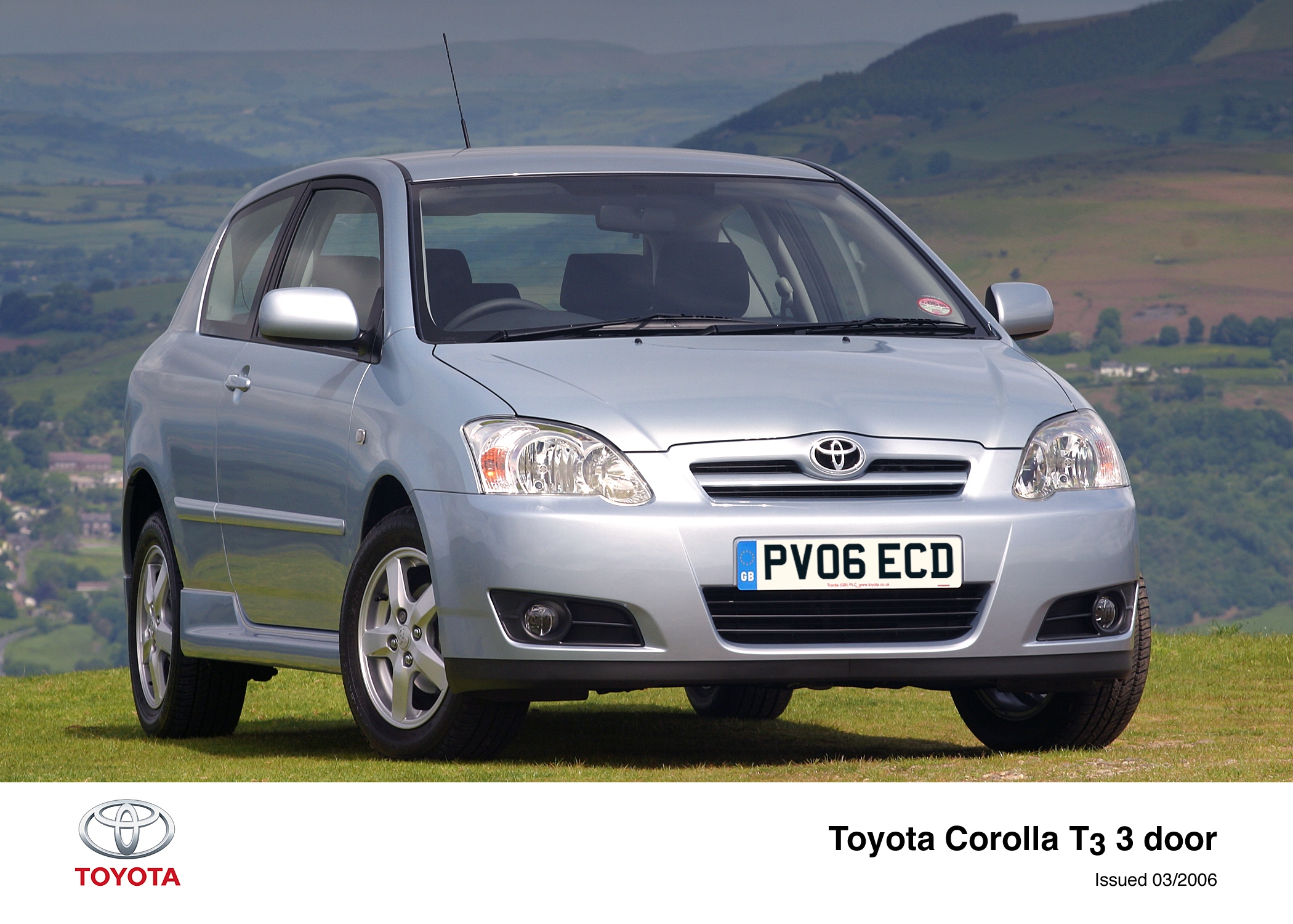 Toyota Corolla IX (E120, E130) Restyling 2004 - 2007 Hatchback 3 door #3