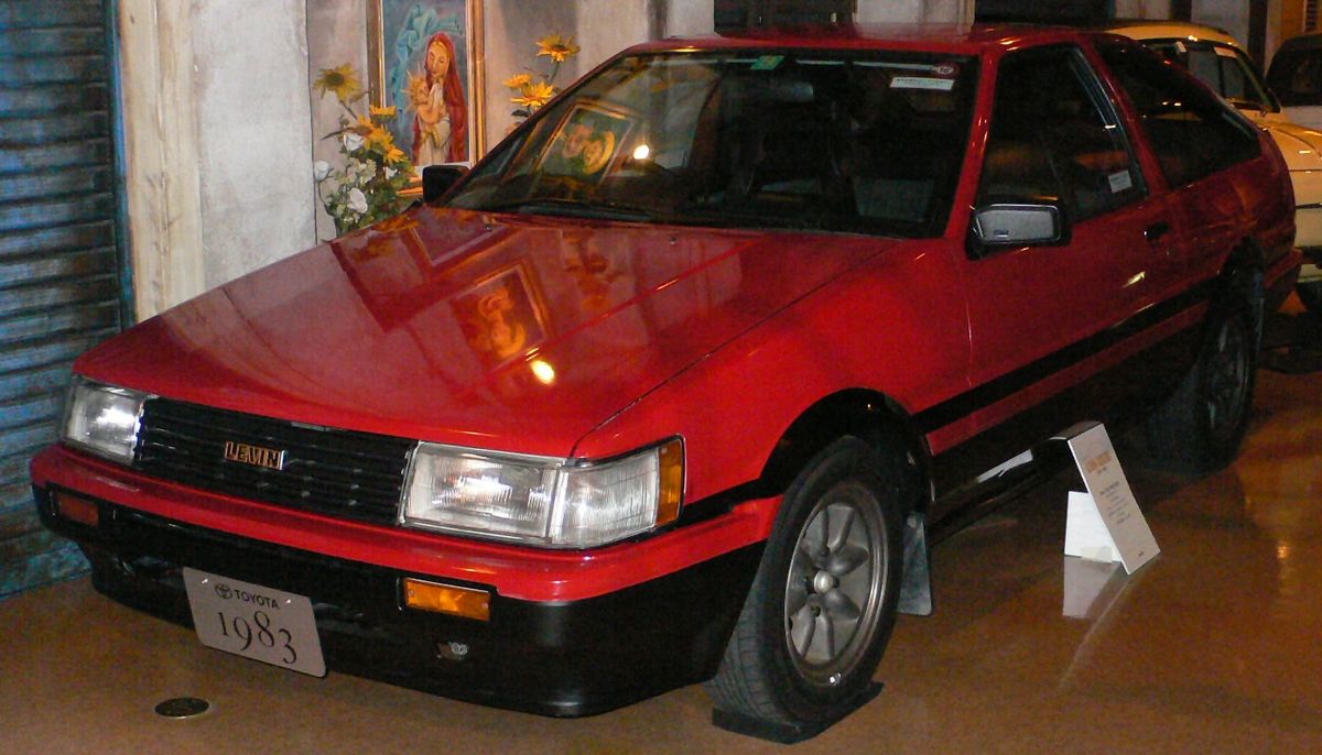 Toyota Corolla V (E80) 1983 - 1987 Liftback #3