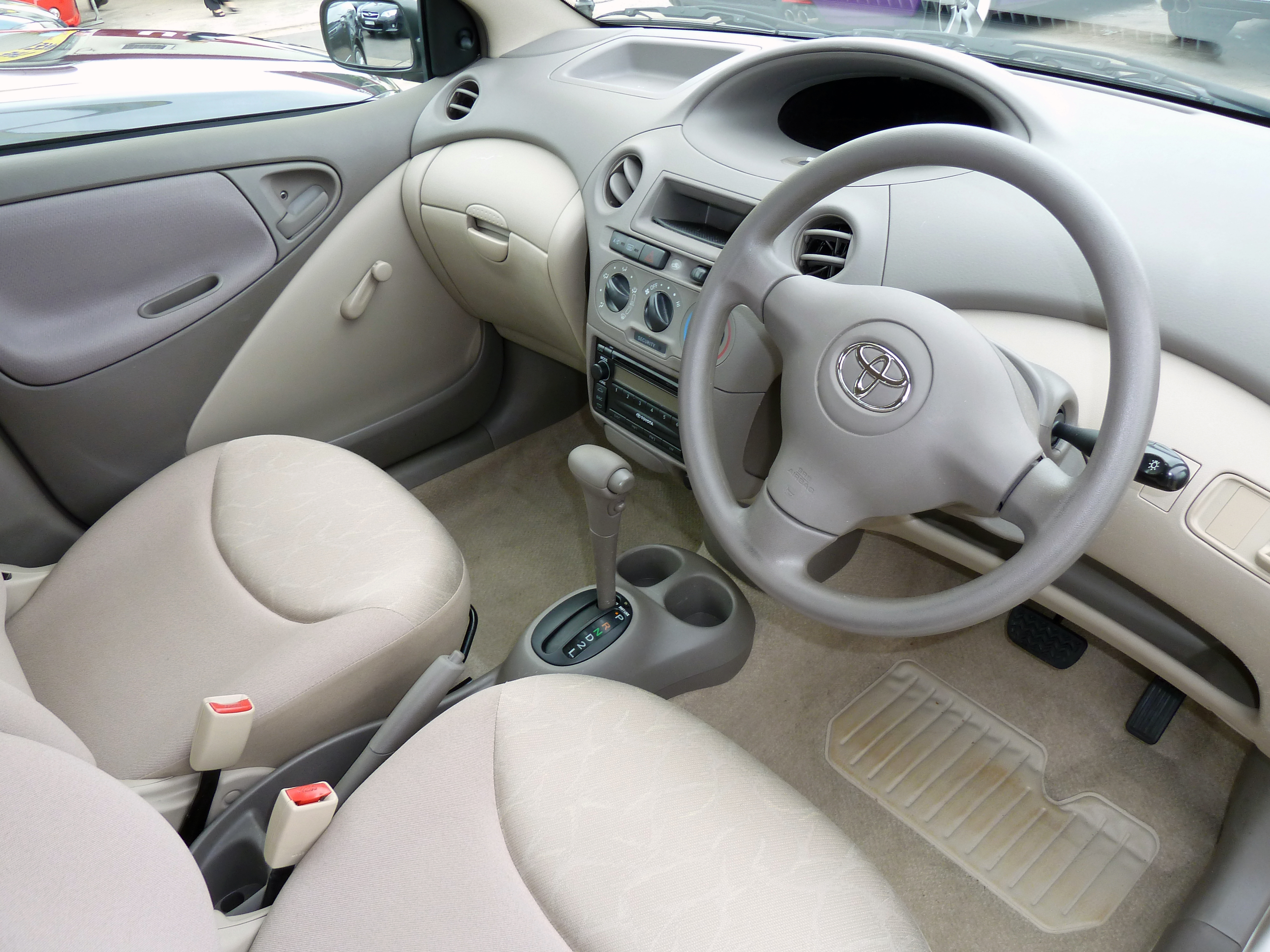Toyota Echo 1999 - 2005 Sedan #2