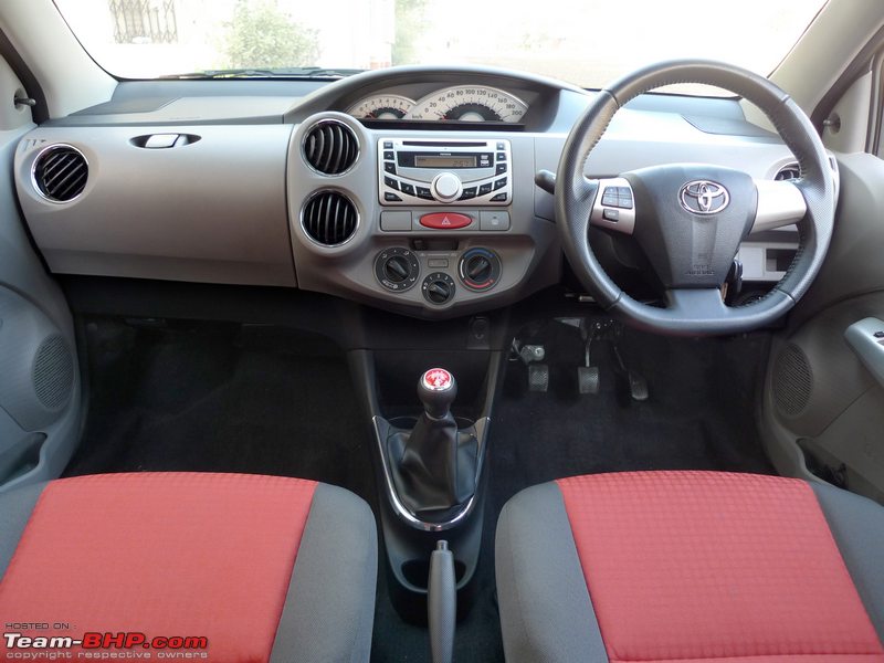 Toyota Etios I 2010 - 2016 Sedan #1