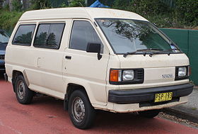Toyota Model F 1982 - 1992 Minivan #7