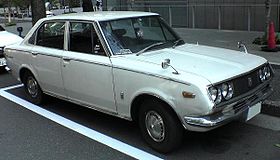 Toyota Mark II II (X10) 1972 - 1976 Sedan #4