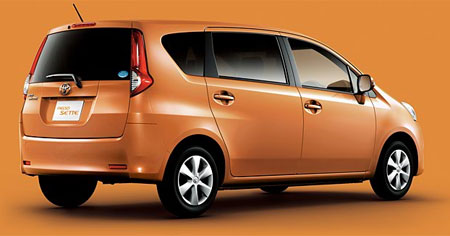 Toyota Passo Sette 2008 - 2012 Compact MPV #5