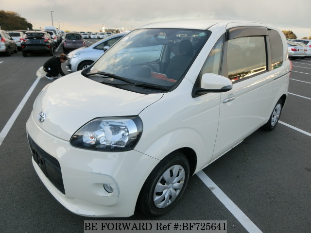 Toyota Porte II 2012 - now Compact MPV #5