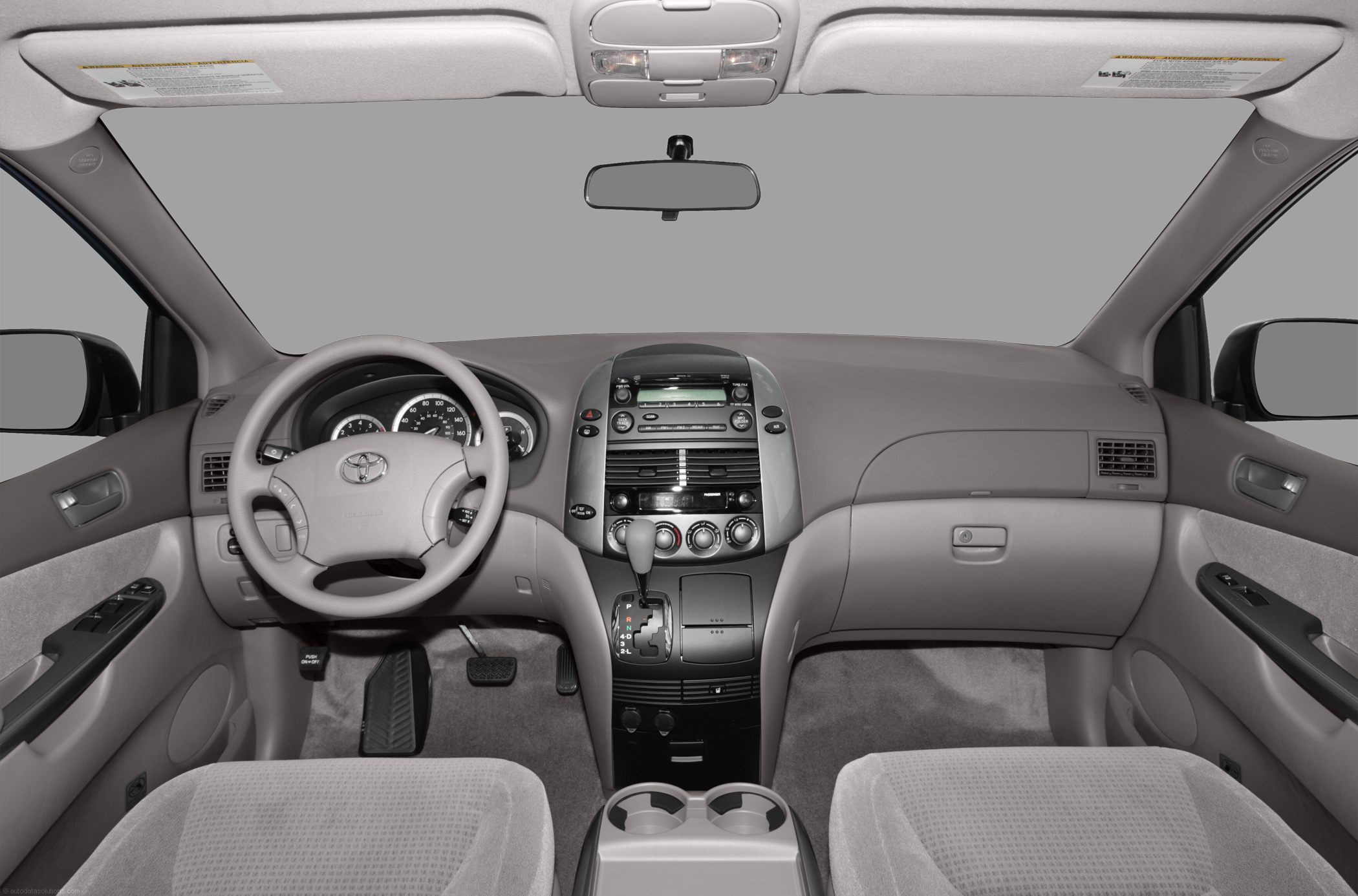 Toyota Sienna III 2010 - now Minivan #7