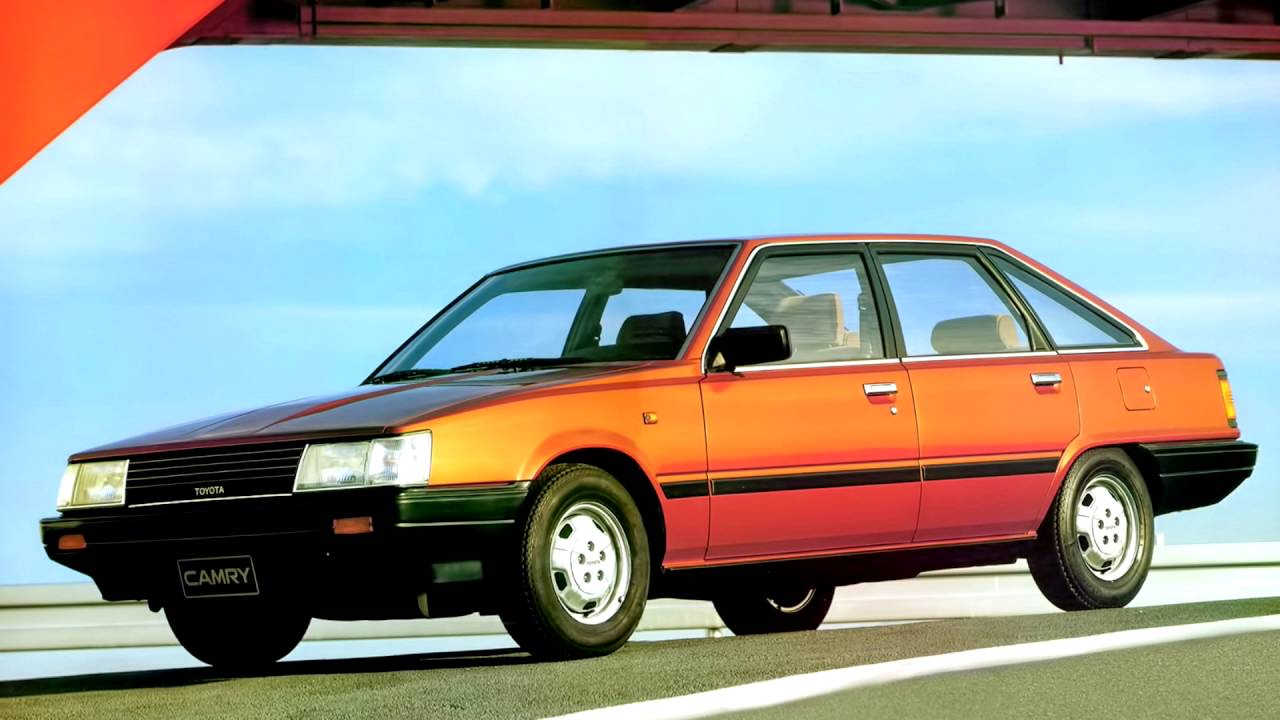 Toyota Vista I (V10) 1982 - 1986 Sedan #1