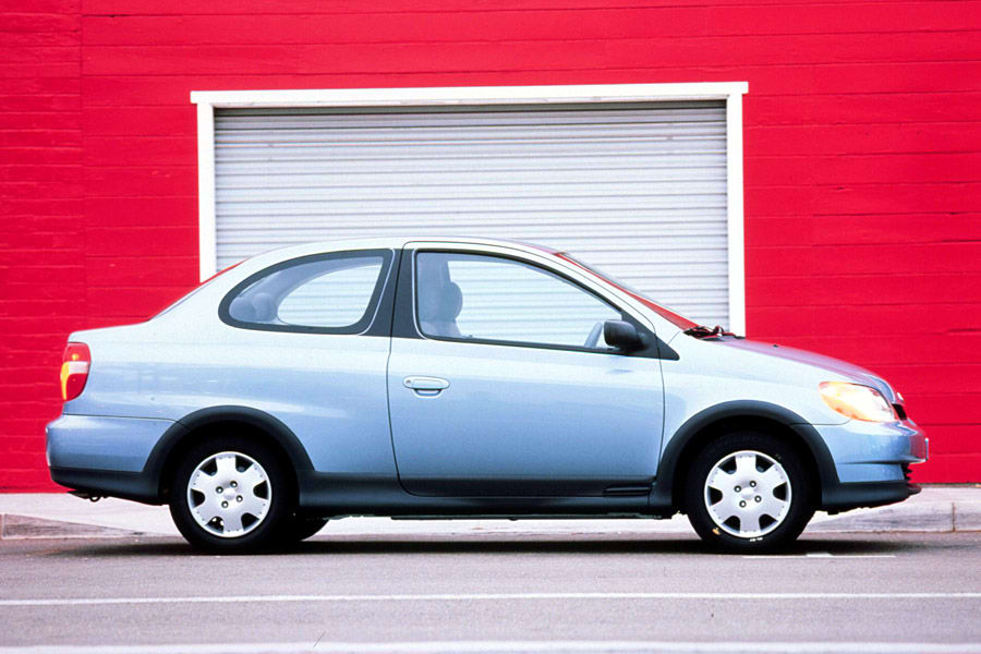 Toyota WiLL I (Vi) 2000 - 2001 Sedan #1