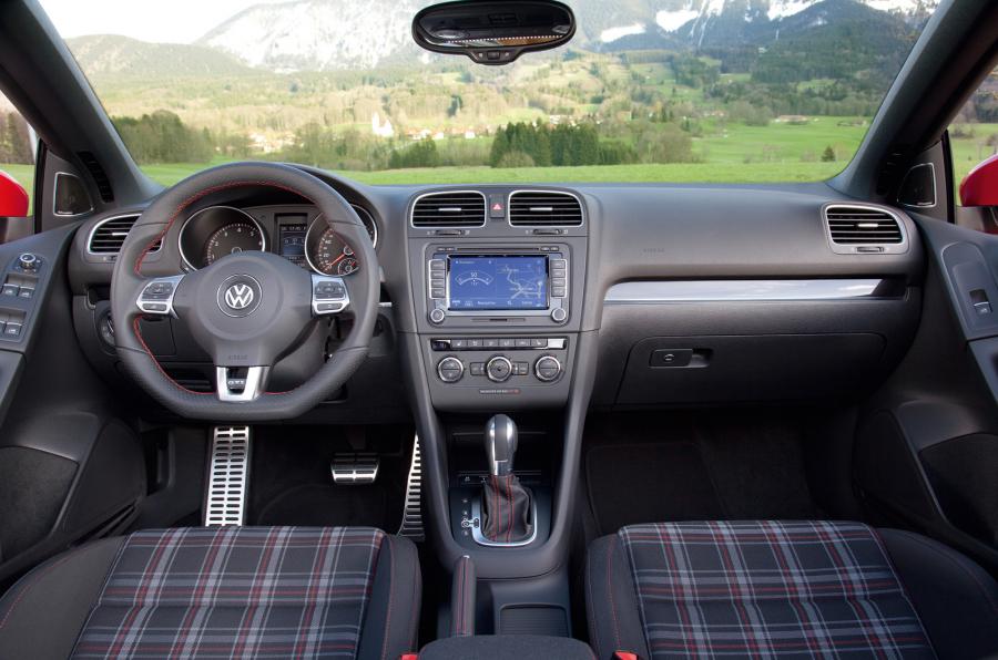 Volkswagen Golf GTI VI 2009 - 2012 Cabriolet #8
