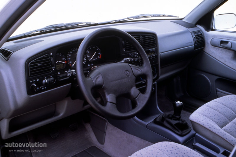 Volkswagen Passat B4 1993 - 1997 Sedan #4