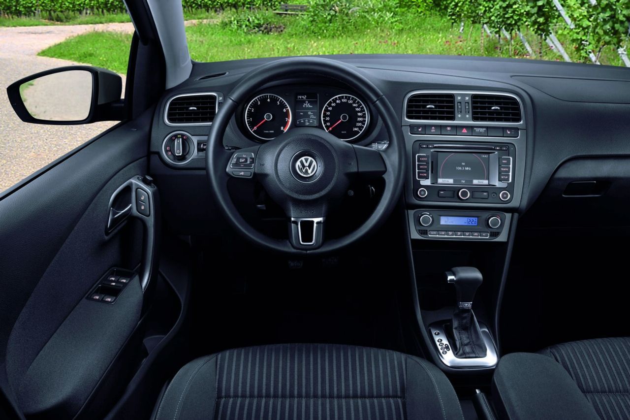 Volkswagen Volkswagen Polo - V 1.6 TDI 105 FAP Sportline 5p