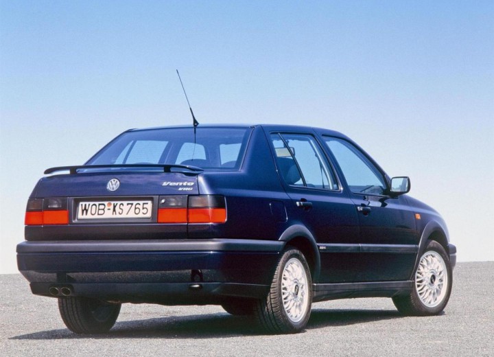 Volkswagen Vento 1992 - 1998 Sedan #1
