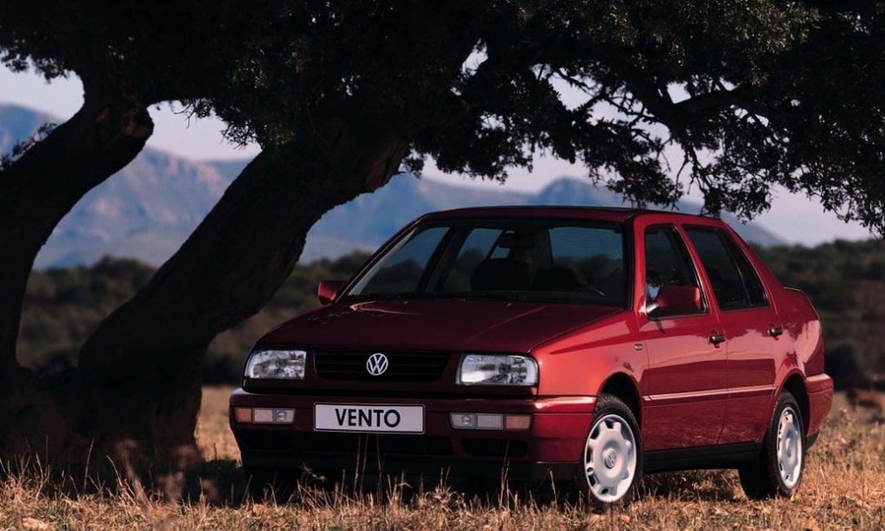 Volkswagen Vento 1992 - 1998 Sedan #6