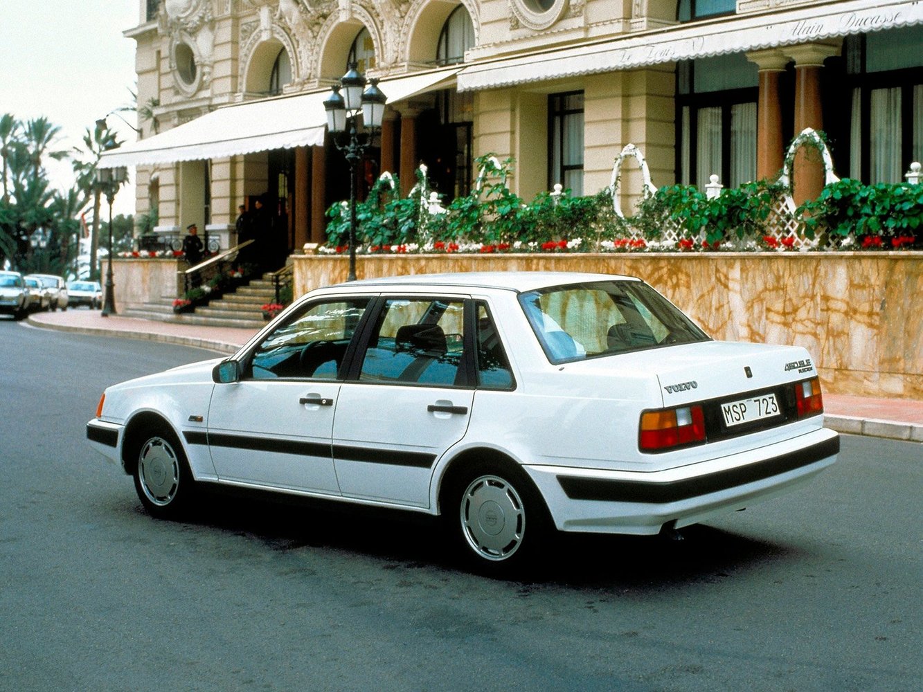 Volvo 460 1988 - 1997 Sedan #1