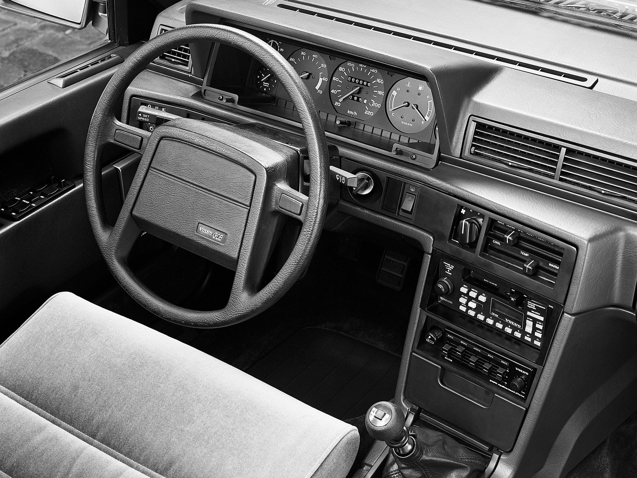 Volvo 760 1982 - 1992 Sedan #5