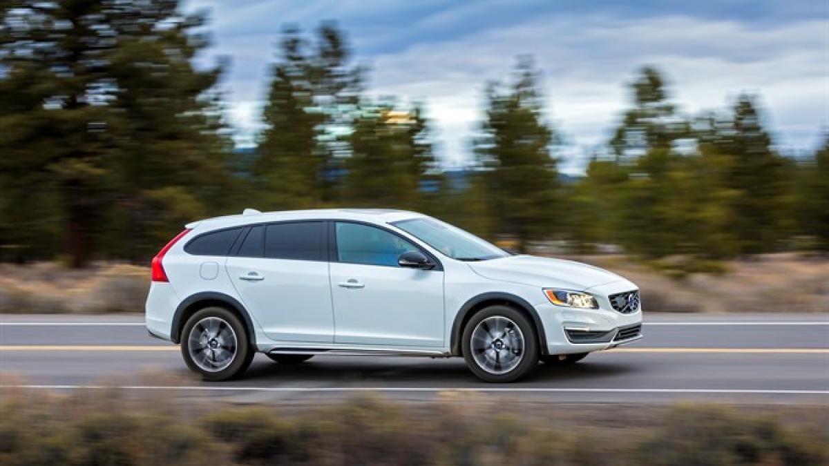 Volvo V60 Cross Country 2015 - now Station wagon 5 door #2