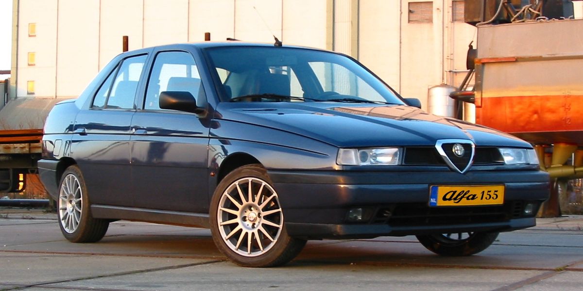 Alfa Romeo 155 I Restyling 1995 - 1997 Sedan #8