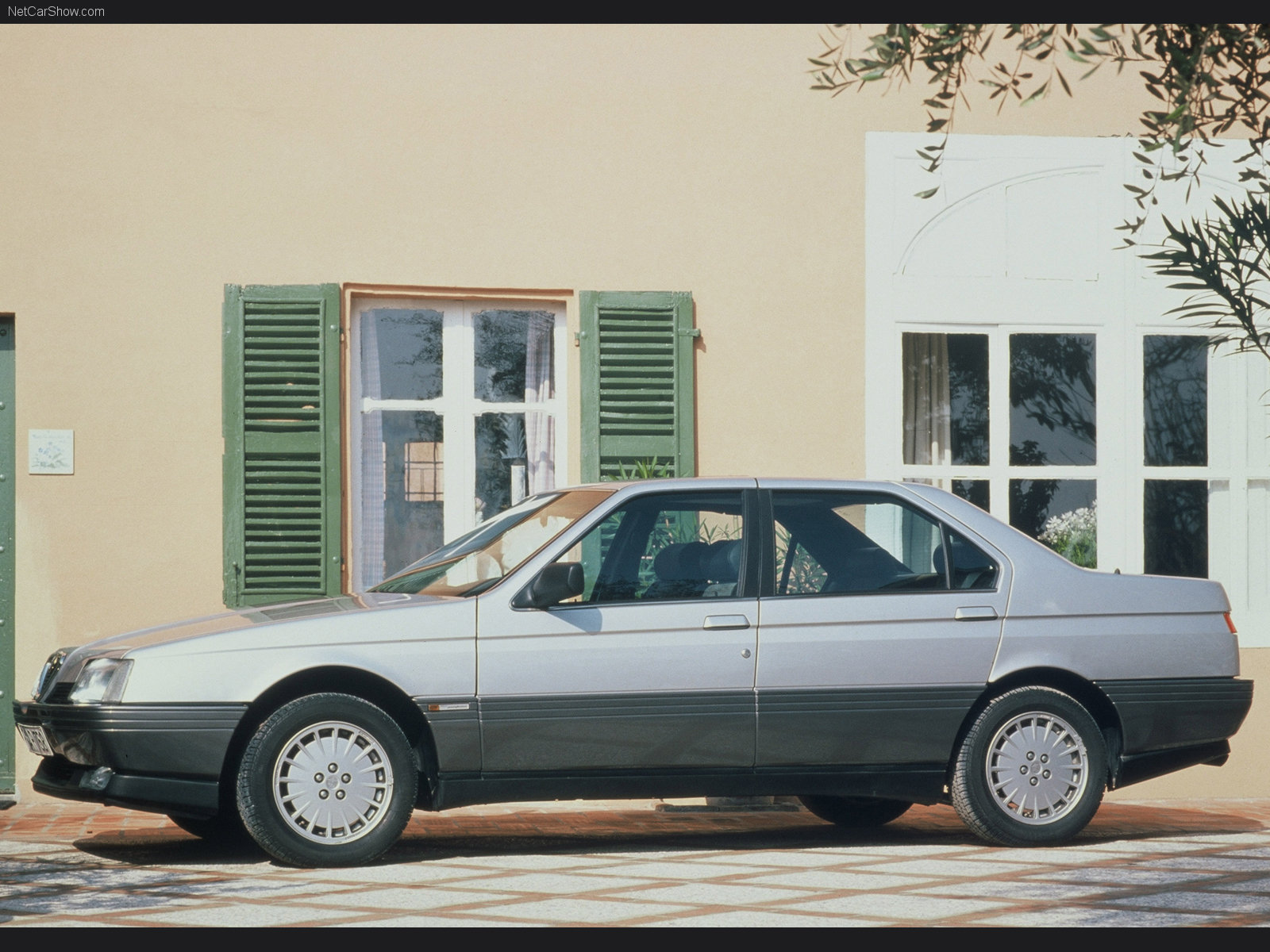 Alfa Romeo 164 I 1987 - 1992 Sedan #1