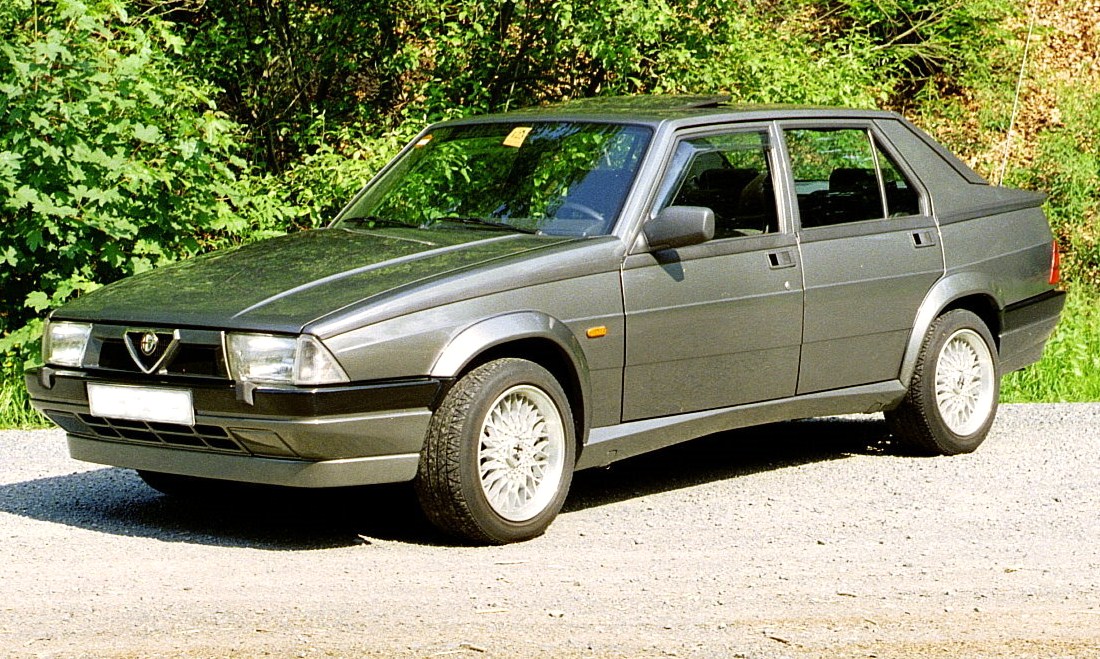 Alfa Romeo 75 I Restyling 1988 - 1992 Sedan #2