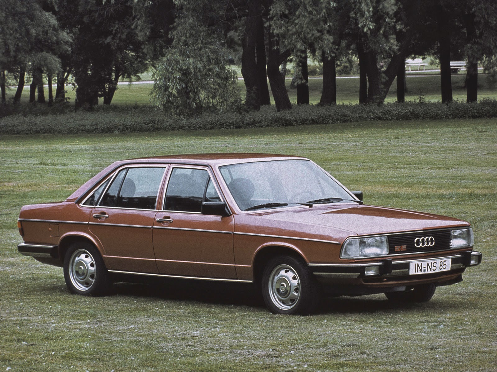 Audi 200 I (C2) 1979 - 1982 Sedan #8
