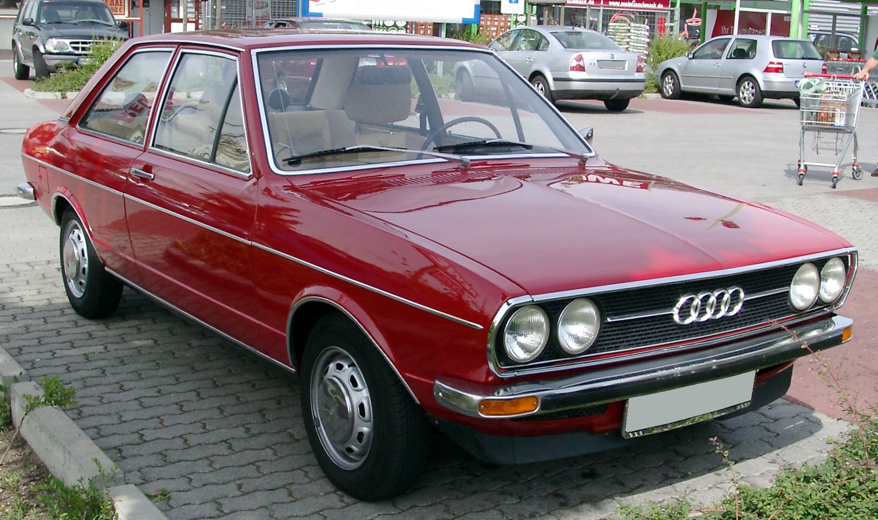 Audi 80 II (B1) 1972 - 1978 Sedan #7