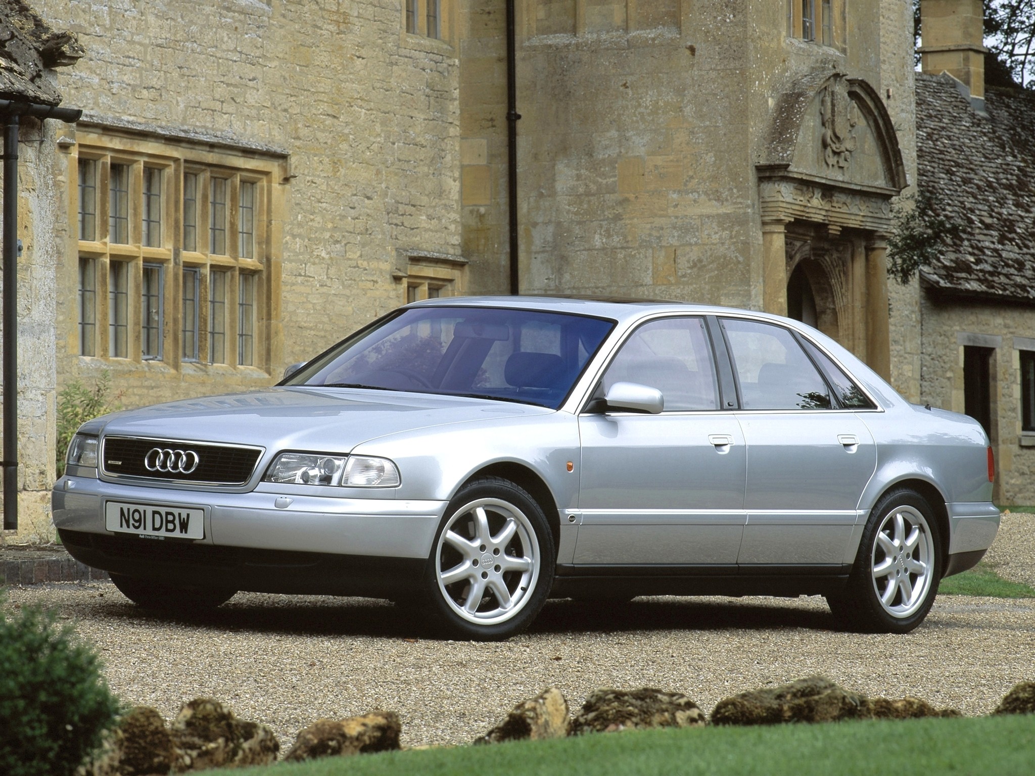Audi A8 I (D2) 1994 - 1998 Sedan #4