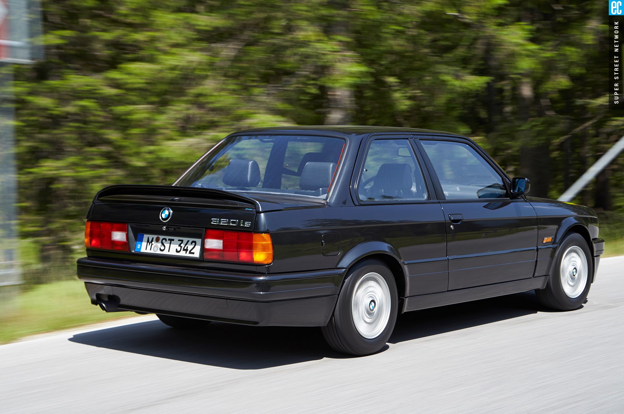 BMW 3 Series II (E30) 1983 - 1991 Sedan #8