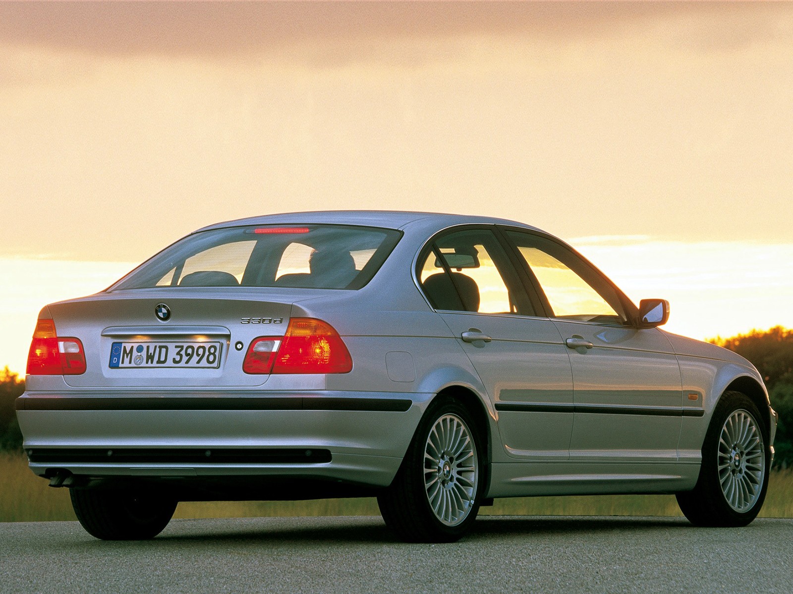 BMW 3 Series IV (E46) 1998 - 2002 Sedan #1