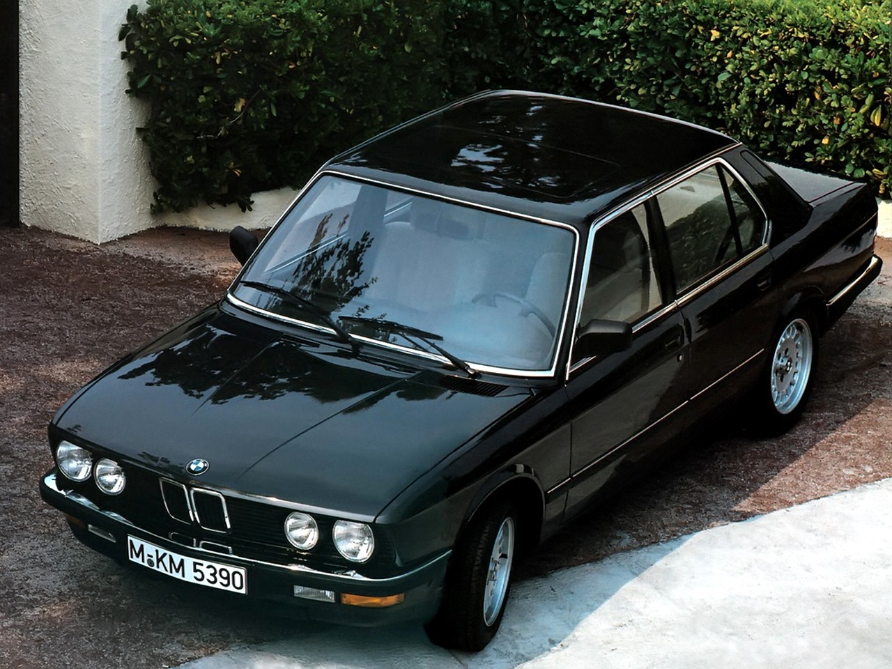 BMW 5 Series II (E28) 1981 - 1988 Sedan #6