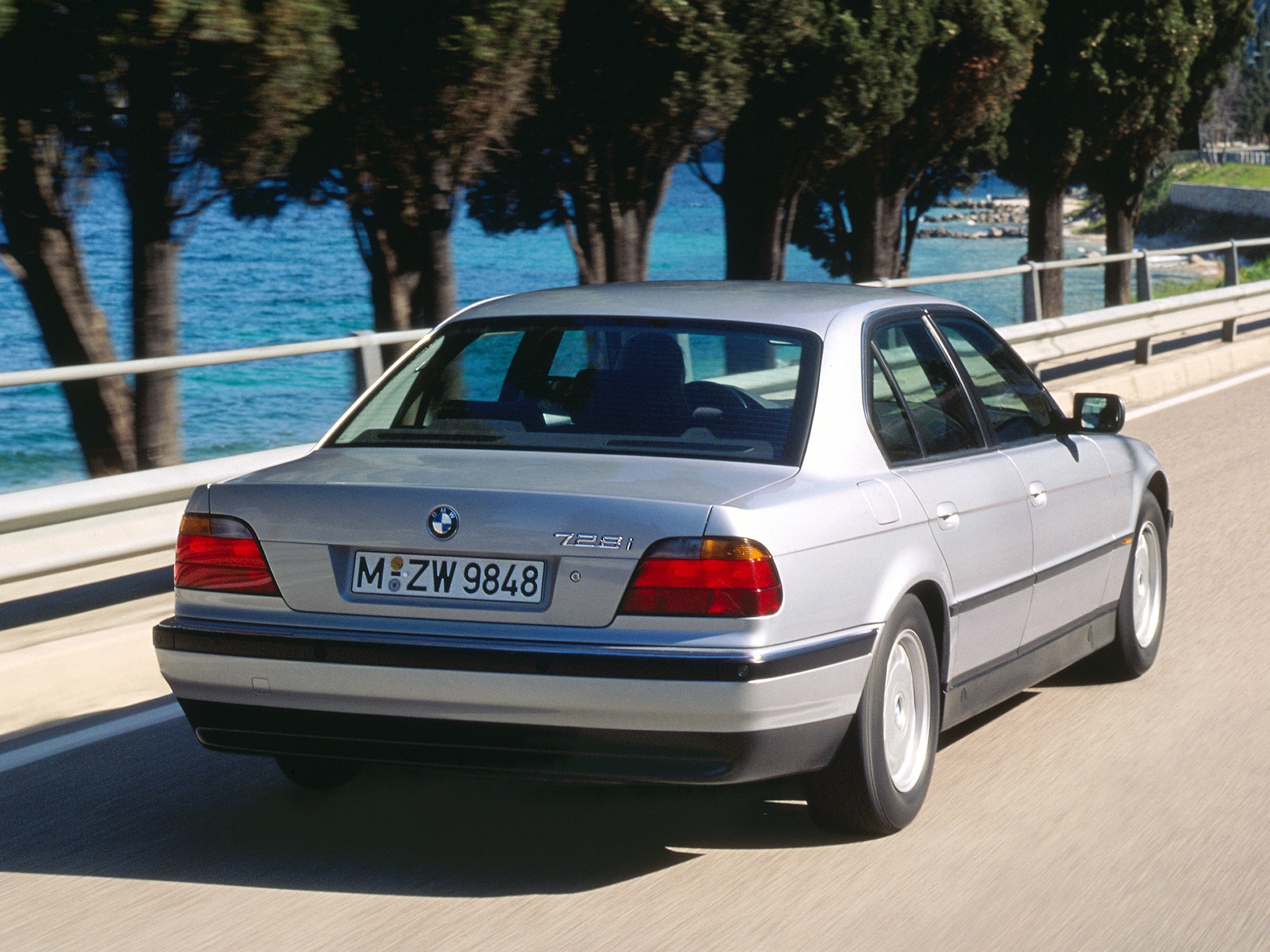 BMW 7 Series III (E38) 1994 - 1998 Sedan #4