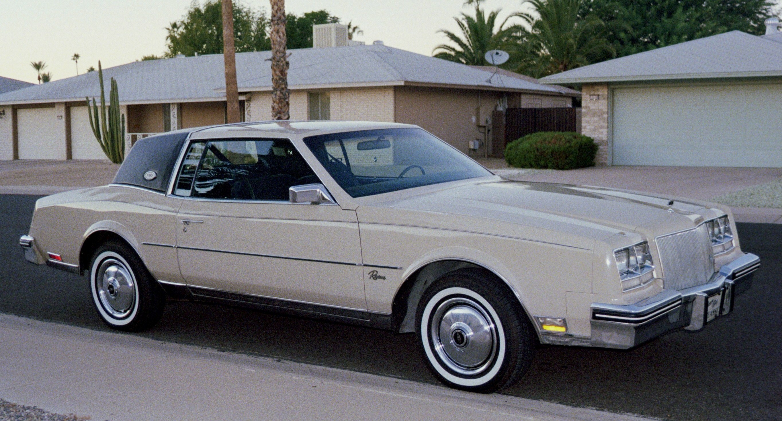 Buick Riviera VI 1979 - 1985 Coupe #4