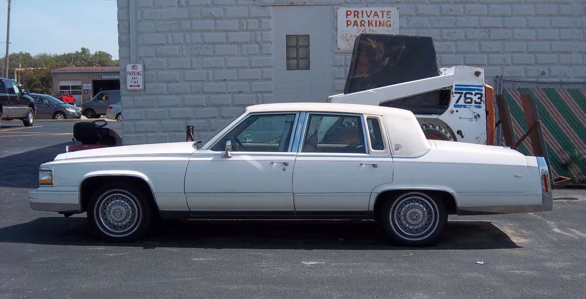 Cadillac Brougham 1987 - 1992 Sedan #8