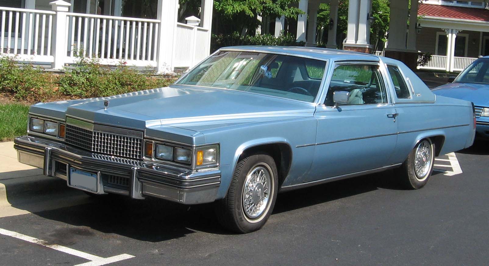 Cadillac DeVille V 1977 - 1984 Sedan #5