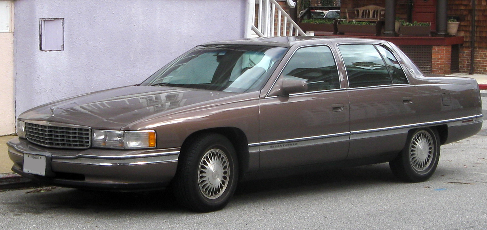 Cadillac DeVille VII 1994 - 1999 Sedan #7