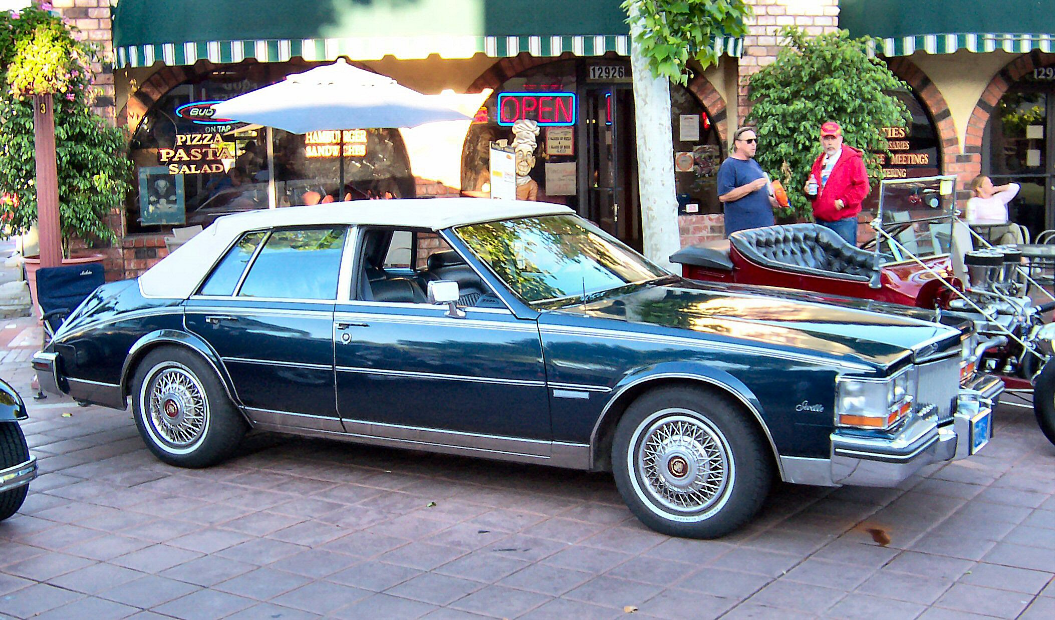Cadillac Seville II 1980 - 1985 Sedan #6