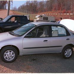 Chevrolet Metro 1998 - 2001 Sedan #5