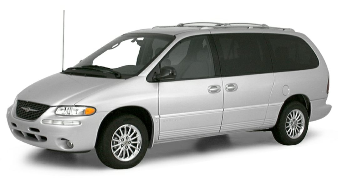 Chrysler Town & Country IV 2000 - 2004 Minivan #7