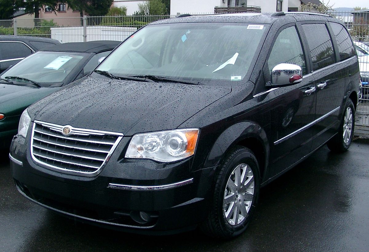 Chrysler Voyager V 2008 - 2010 Minivan #2