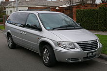 Chrysler Voyager IV Restyling 2004 - 2007 Minivan #1