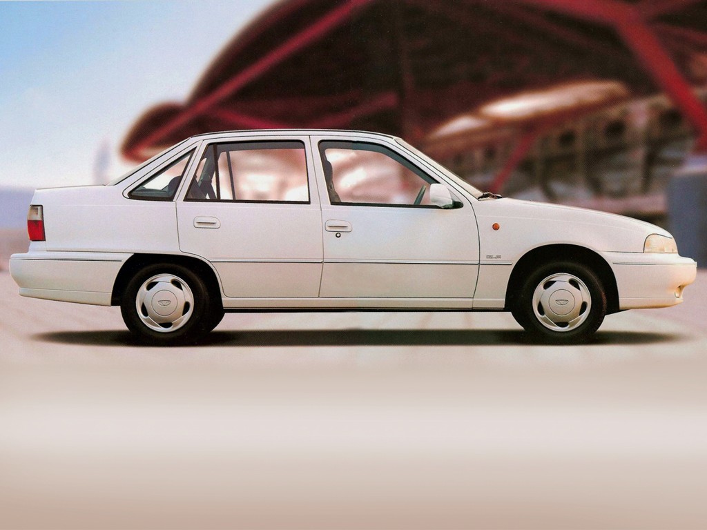 Daewoo Nexia I 1994 - 2008 Sedan #8
