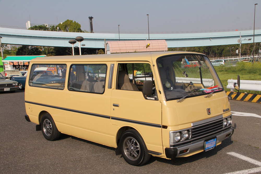 Nissan Caravan II (E23) 1980 - 1986 Minivan #2