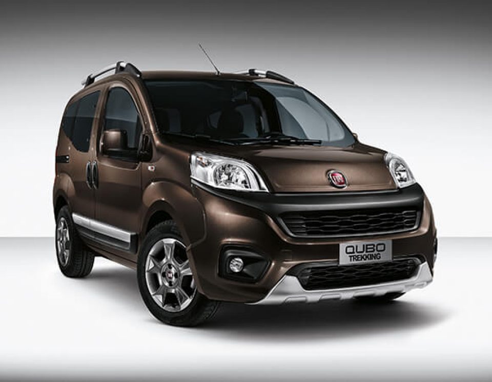Fiat Qubo I Restyling 2016 - now Compact MPV #2