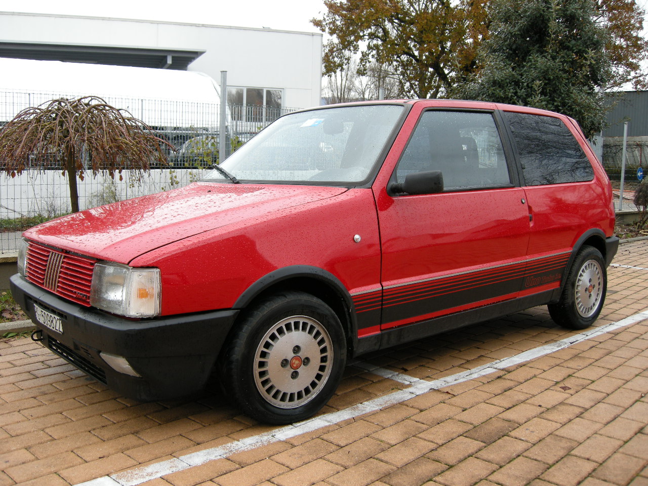 Fiat Uno I Restyling 1989 - 2002 Hatchback 3 door #1