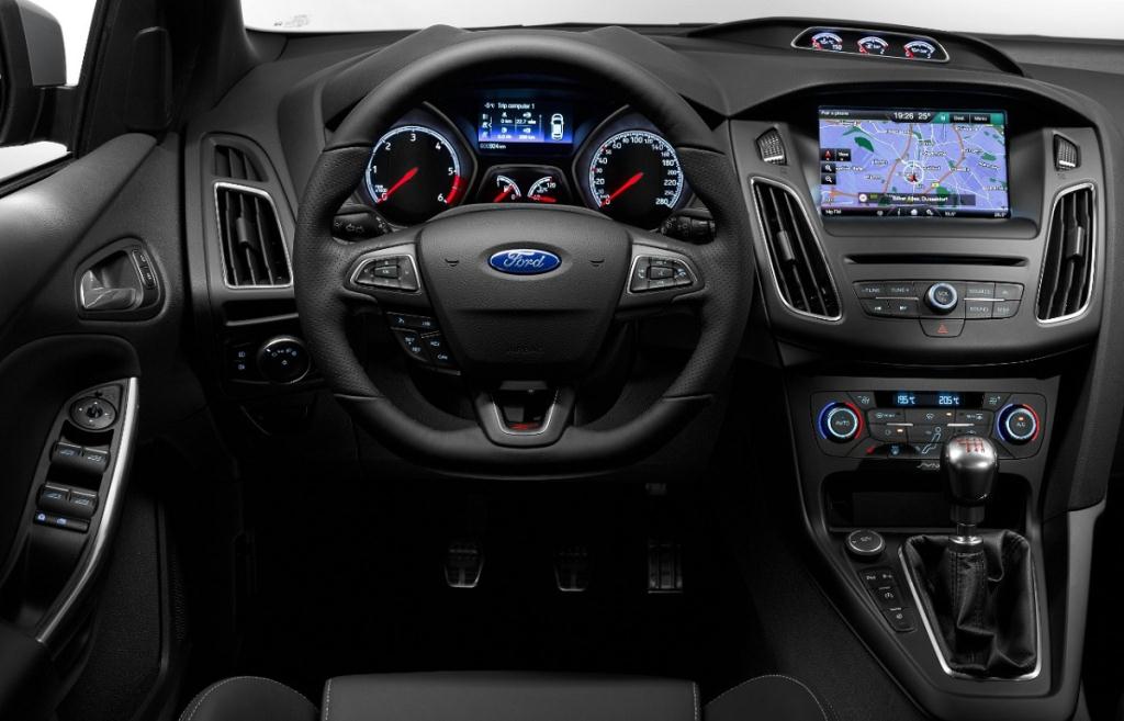 Ford Focus ST III Restyling 2015 - now Hatchback 5 door #8