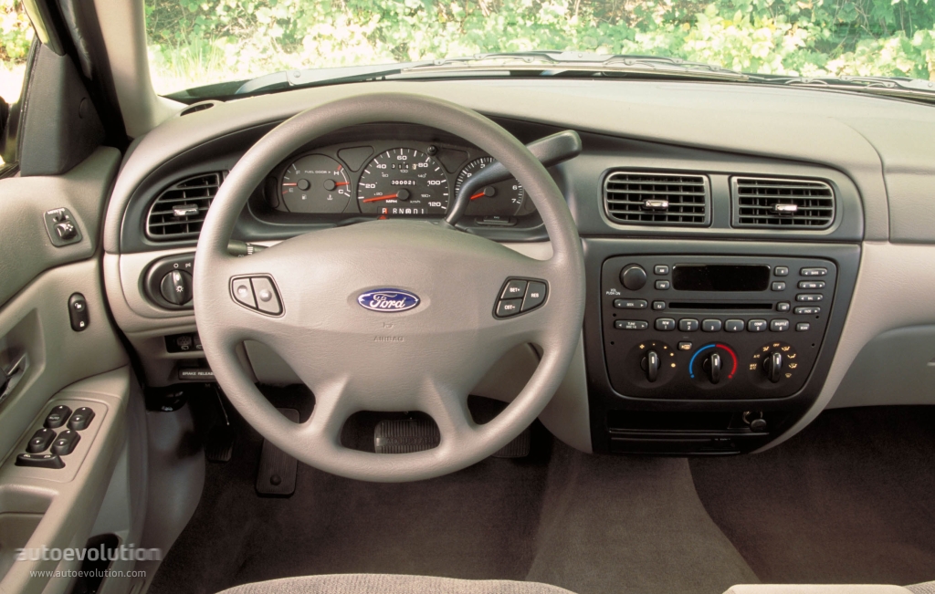 Ford Taurus IV 1999 - 2004 Sedan #6