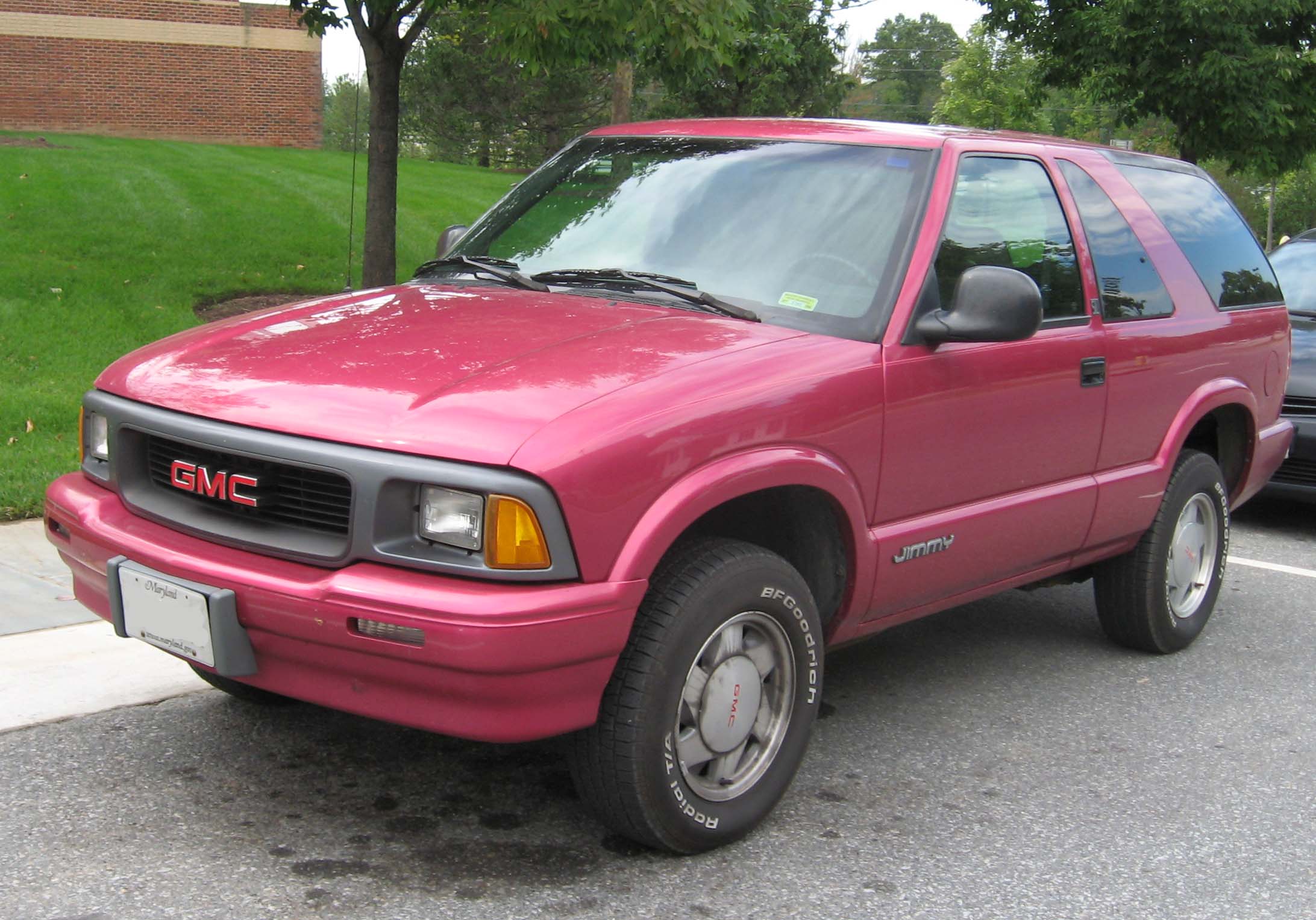 GMC Jimmy 1991 - 2005 SUV 5 door #6