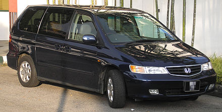Honda Odyssey (North America) II 1998 - 2004 Minivan #4
