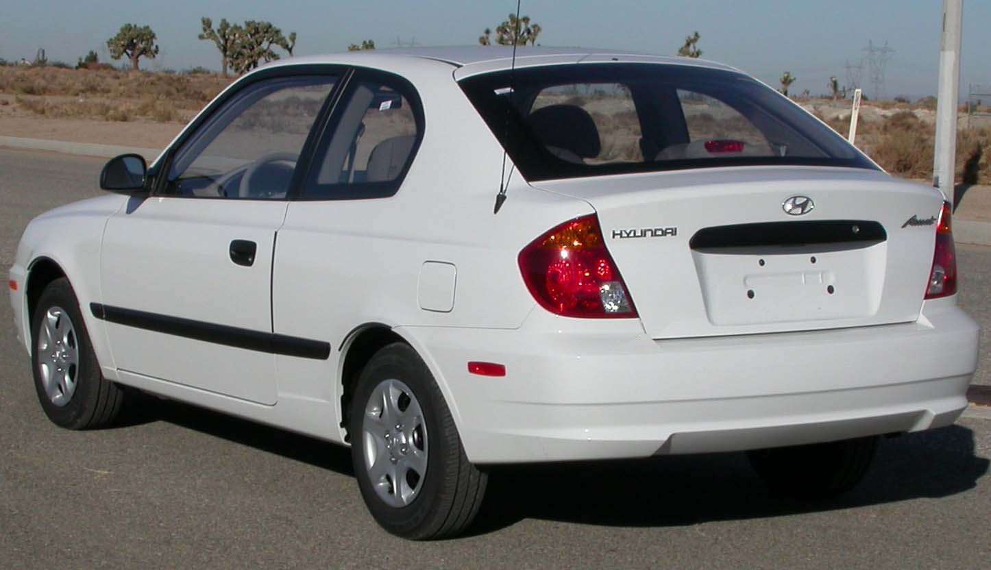 Hyundai Accent II Restyling 2003 - 2006 Hatchback 5 door #1